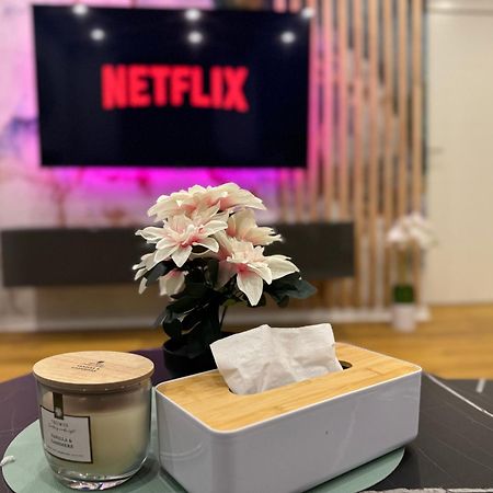Best Central Apartment - Am Marktplatz - Up To 5 - Next To Frankfurt And Hanau - Coffee And Snacks - Netflix, Prime, Disney Nidderau 外观 照片