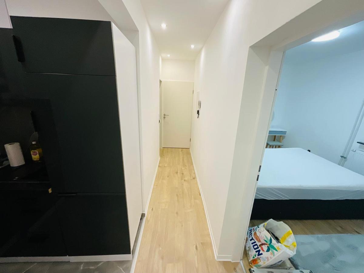 Best Central Apartment - Am Marktplatz - Up To 5 - Next To Frankfurt And Hanau - Coffee And Snacks - Netflix, Prime, Disney Nidderau 外观 照片