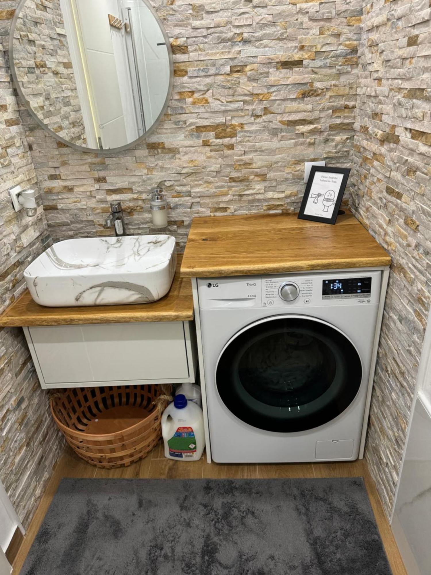 Best Central Apartment - Am Marktplatz - Up To 5 - Next To Frankfurt And Hanau - Coffee And Snacks - Netflix, Prime, Disney Nidderau 外观 照片